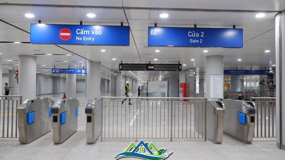 Cận cảnh ga ngầm lớn nhất tuyến metro số 1 cùng giếng trời hình hoa sen cao 6m