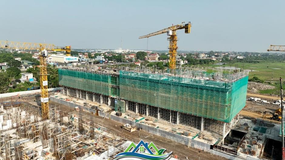 Cận cảnh không khí thi công ngày đêm của dự án Sun Group tại Hà Nam