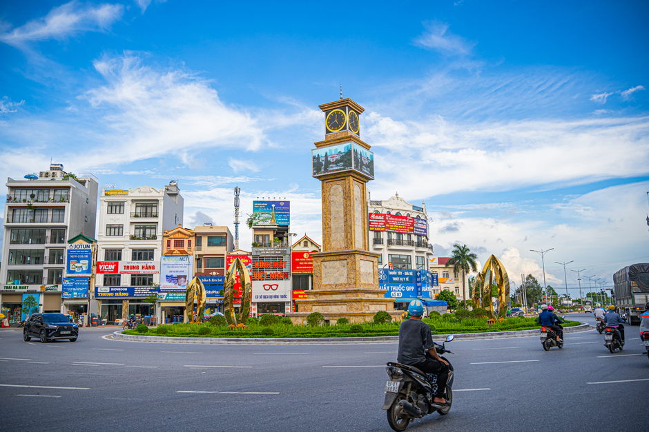 Diện mạo 3 huyện cách hồ Gươm chưa đến 30 km sắp lên thành phố: Nơi có siêu nhà máy hơn 9 tỷ USD, nơi có khu đô thị 10 tỷ USD