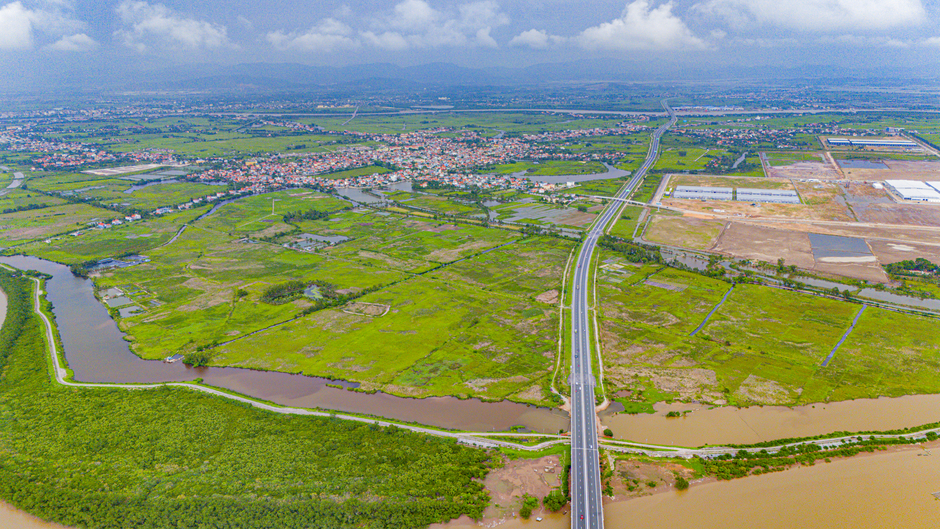 Diện mạo 3 huyện, thị xã chuẩn bị lên thành phố tại Quảng Ninh, có nơi chỉ 2 ngày nữa được “lên chức”