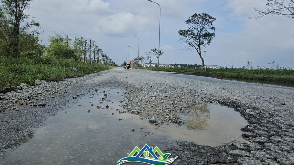 Đường qua khu đô thị cao cấp ở Huế như 'bẫy người'