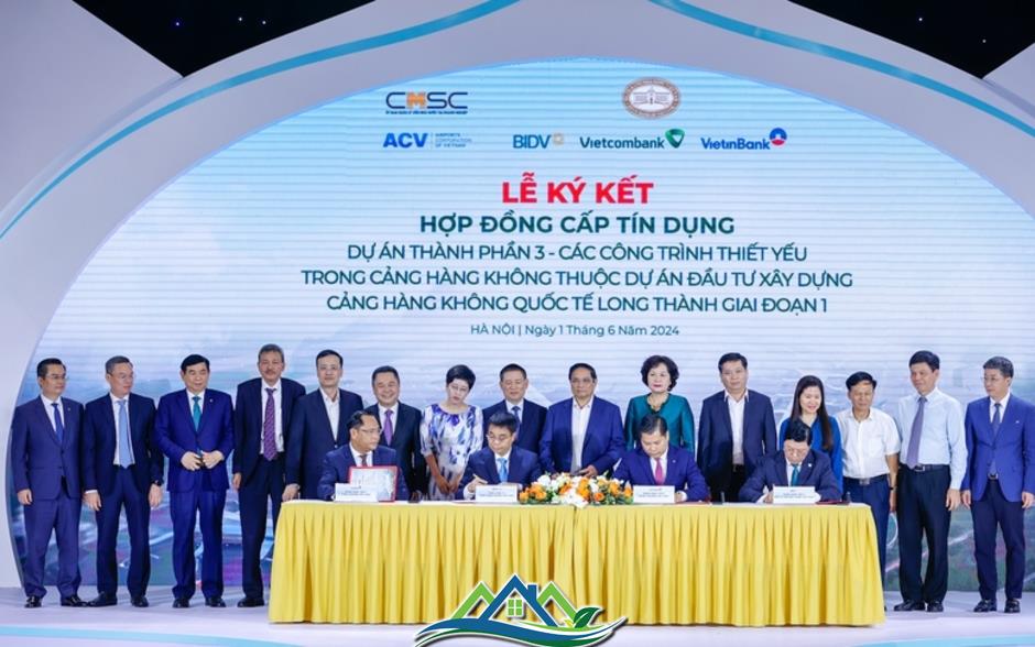 Thủ tướng: Sân bay Long Thành phải hoàn thành trong năm 2025, không thể chậm hơn