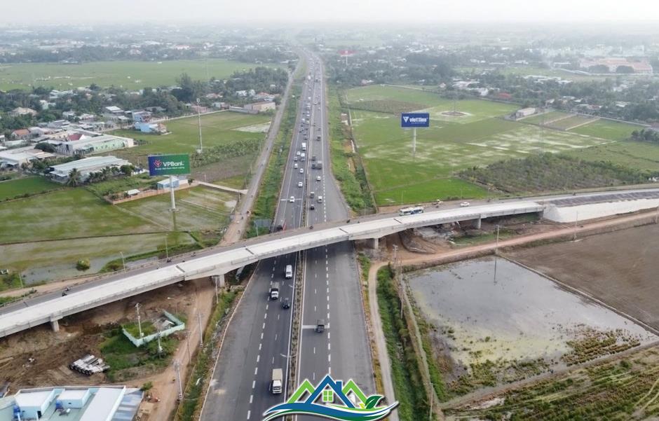 Xuất hiện động thái mới của nhà đầu tư, bất động sản Long An có “đảo chiều” về cuối năm?